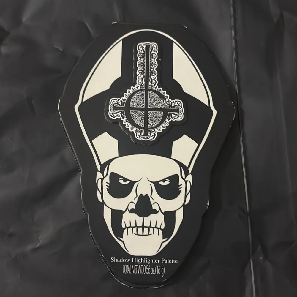 NWOT Ghost Eyeshadow & Highlighter Palette Hot Topic Papa Emeritus‎